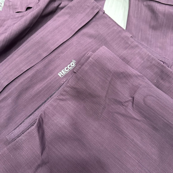 MEC like NEW Gore Tex alpine pants snow - Picture 3 of 12